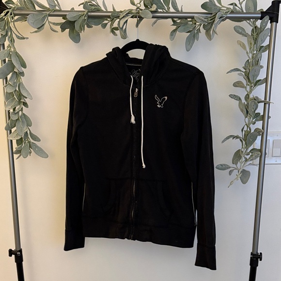 American Eagle Outfitters Tops - American Eagle Sweatshirt